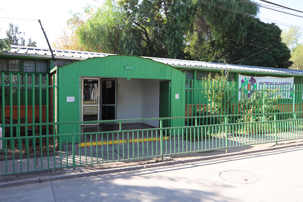 Escuela D-114