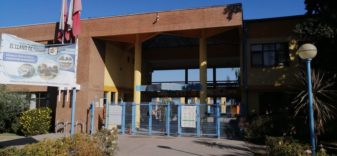 Liceo Munic. Tec. Prof. El Llano