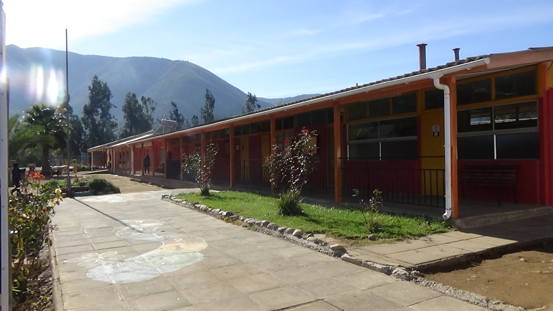 Escuela Padre Alberto Hurtado