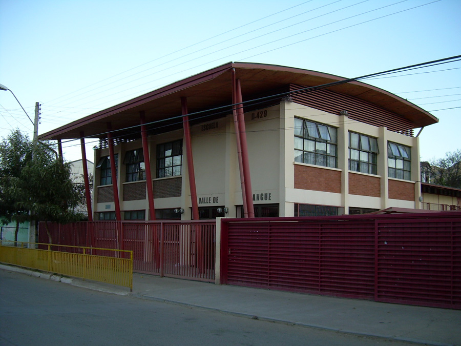 Escuela Basica Valle De Puangue