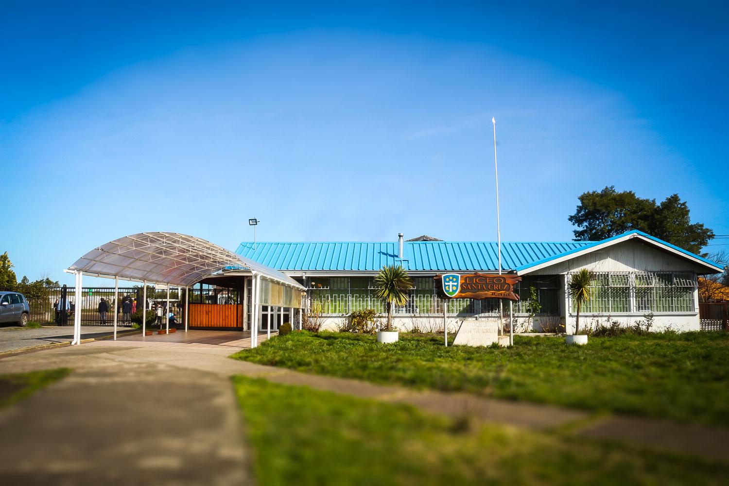 Liceo Polivalente Hermanas Maestras De La Santa Cruz