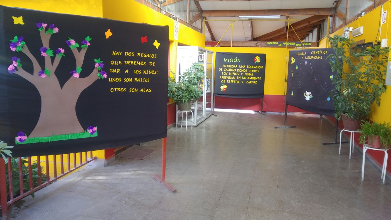 Escuela El Sauce