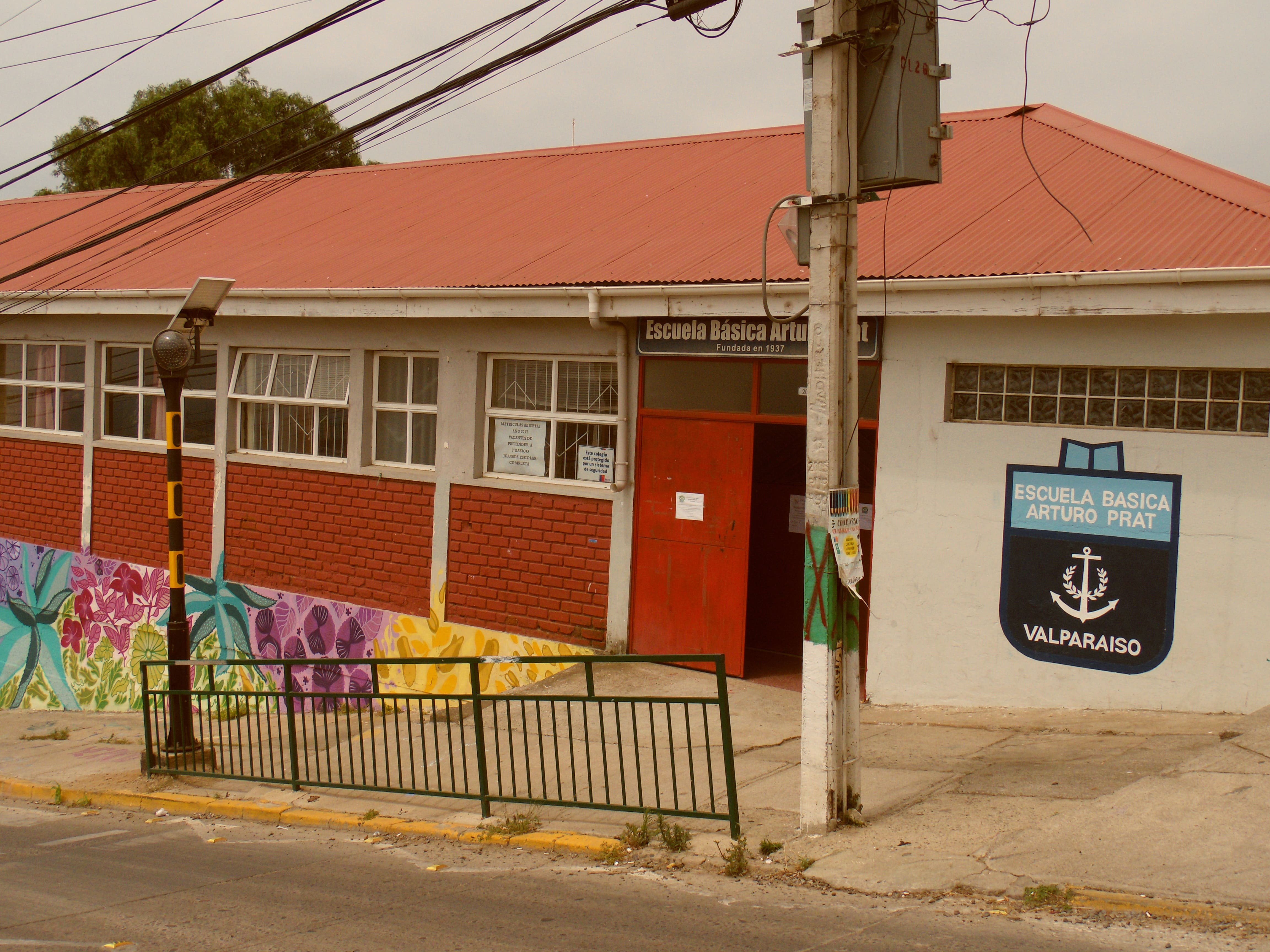 Escuela Basica Arturo Prat
