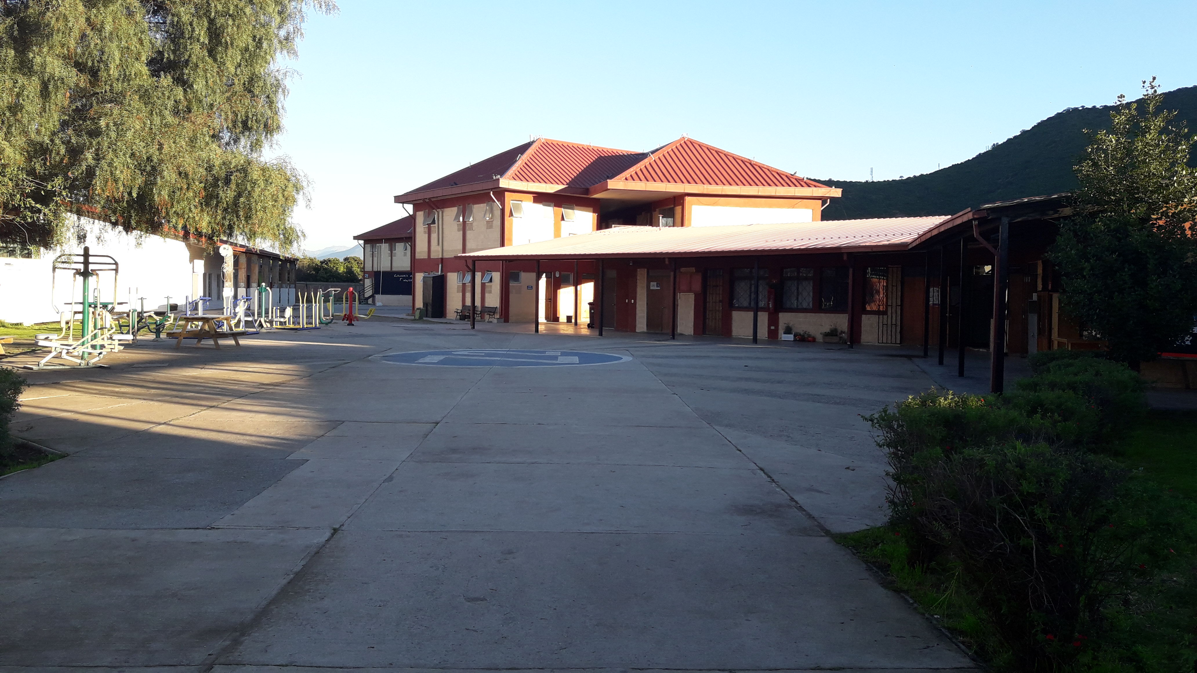 Liceo Municipal Juan Rusque Portal