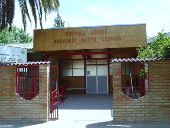 Escuela Basica Benjamin Matte Larrain