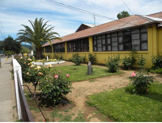 Esc. Monsenor Manuel Larrain Errazuriz