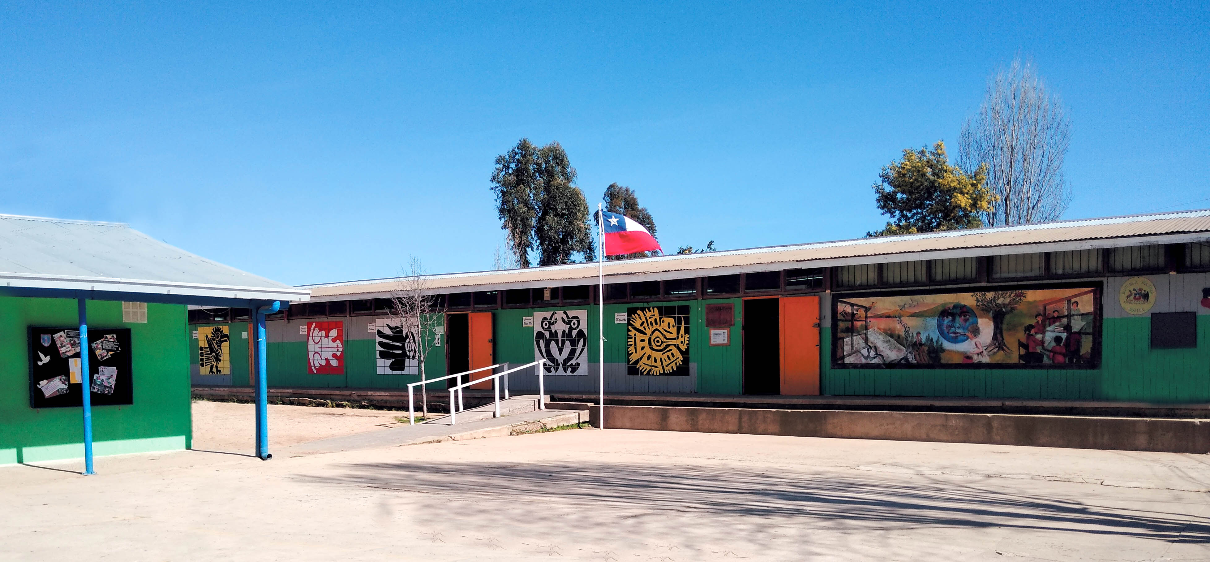 Escuela Patricio Lynch Z.