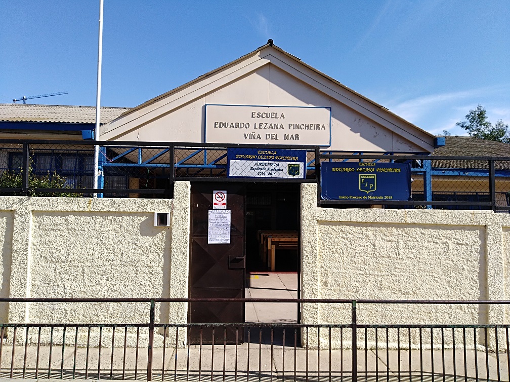 Escuela Eduardo Lezana Pincheira