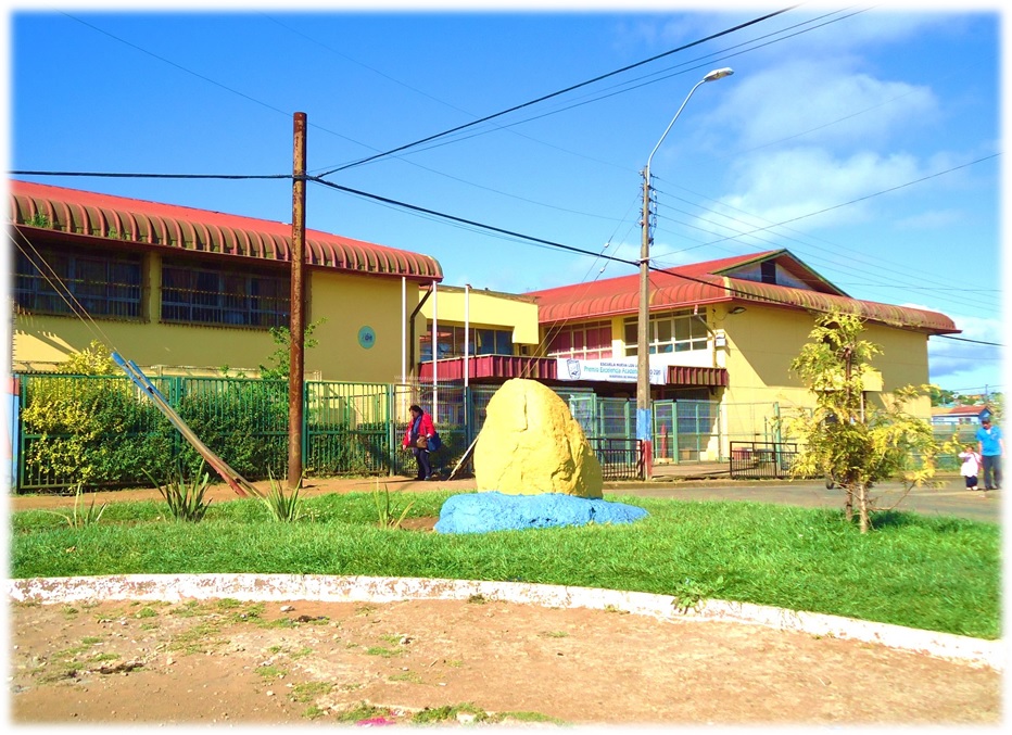Colegio Basico Nueva Los Lobos
