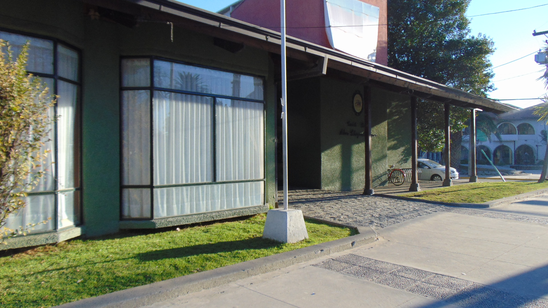 Escuela Arturo Echazarreta Larrain