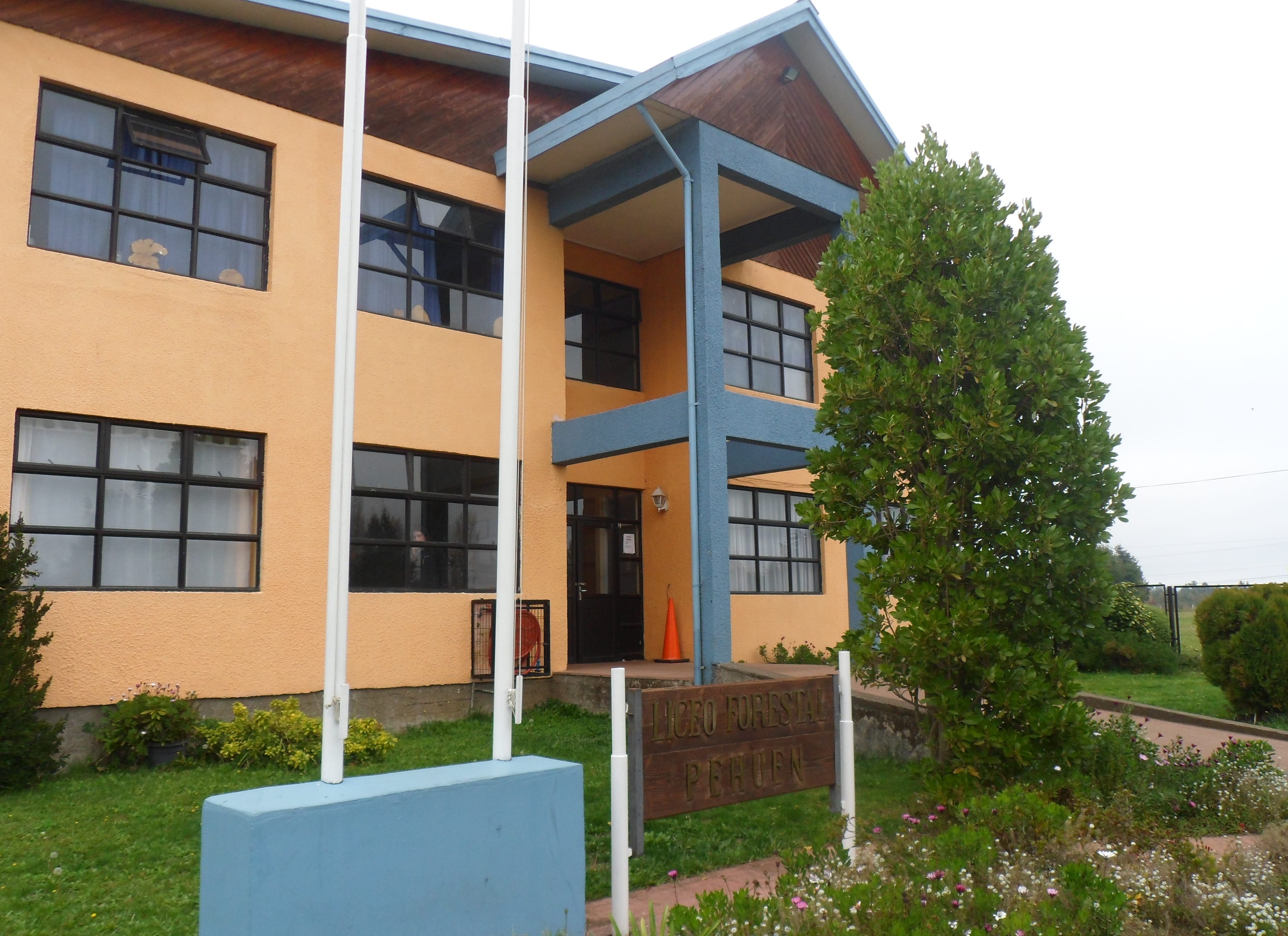 Liceo Tecn. Prof. Forestal Pehuen