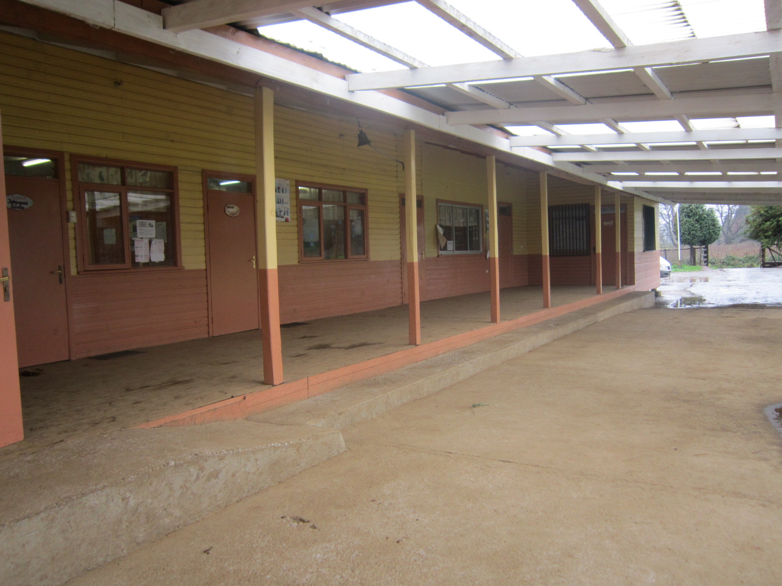 Escuela Huillon