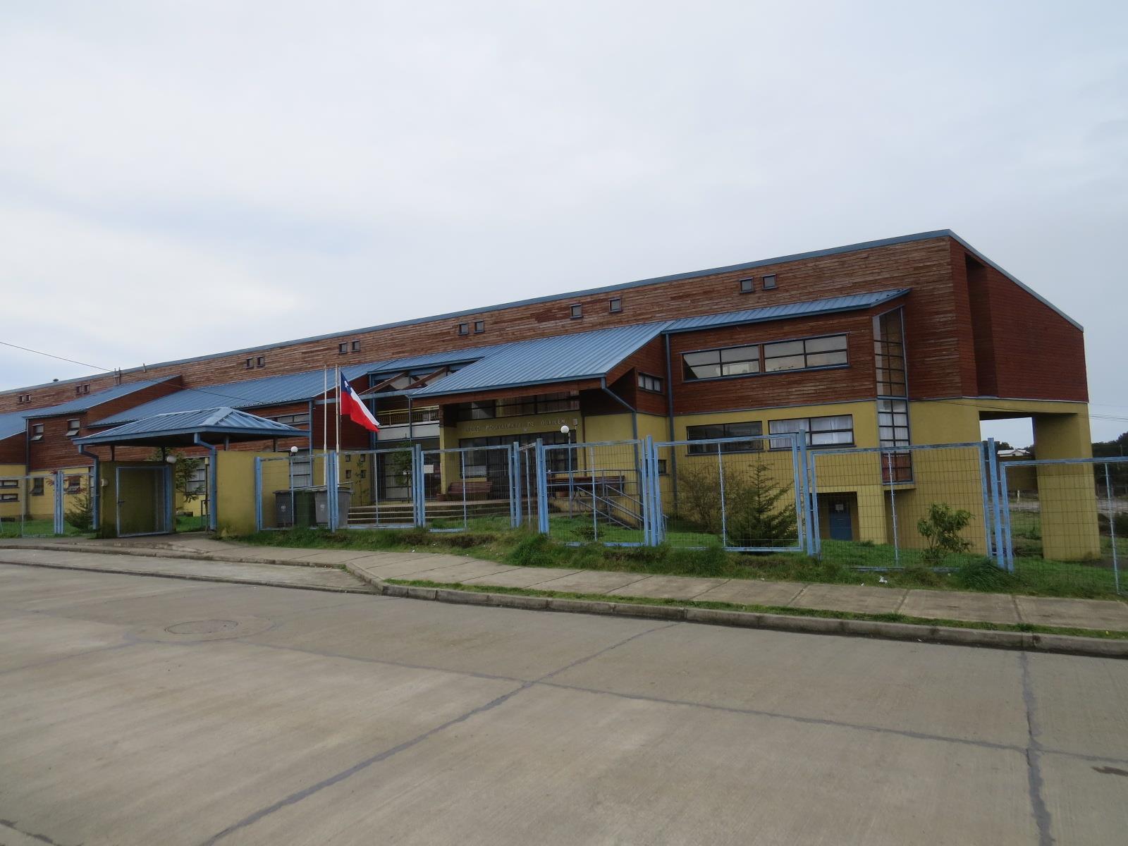 Liceo Bicentenario Polivalente De Queilen