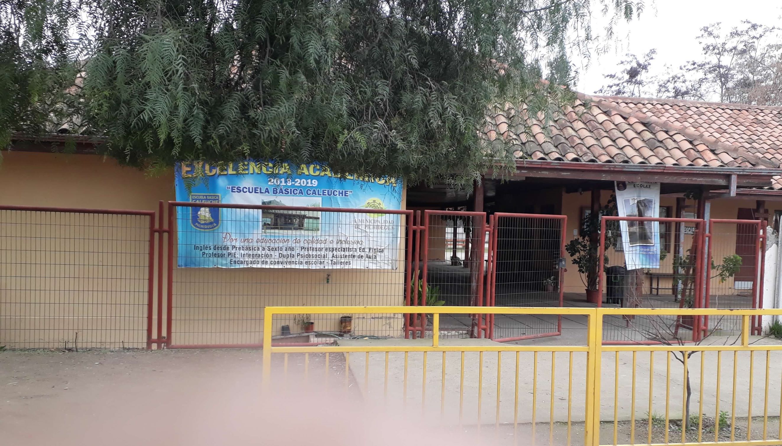 Escuela Municipal De Caleuche