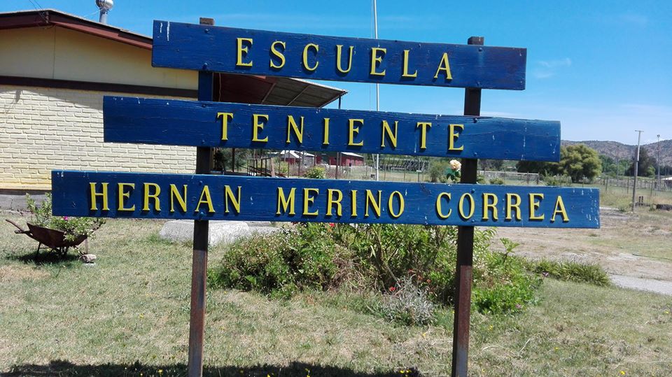 Escuela Teniente Hernan Merino Correa