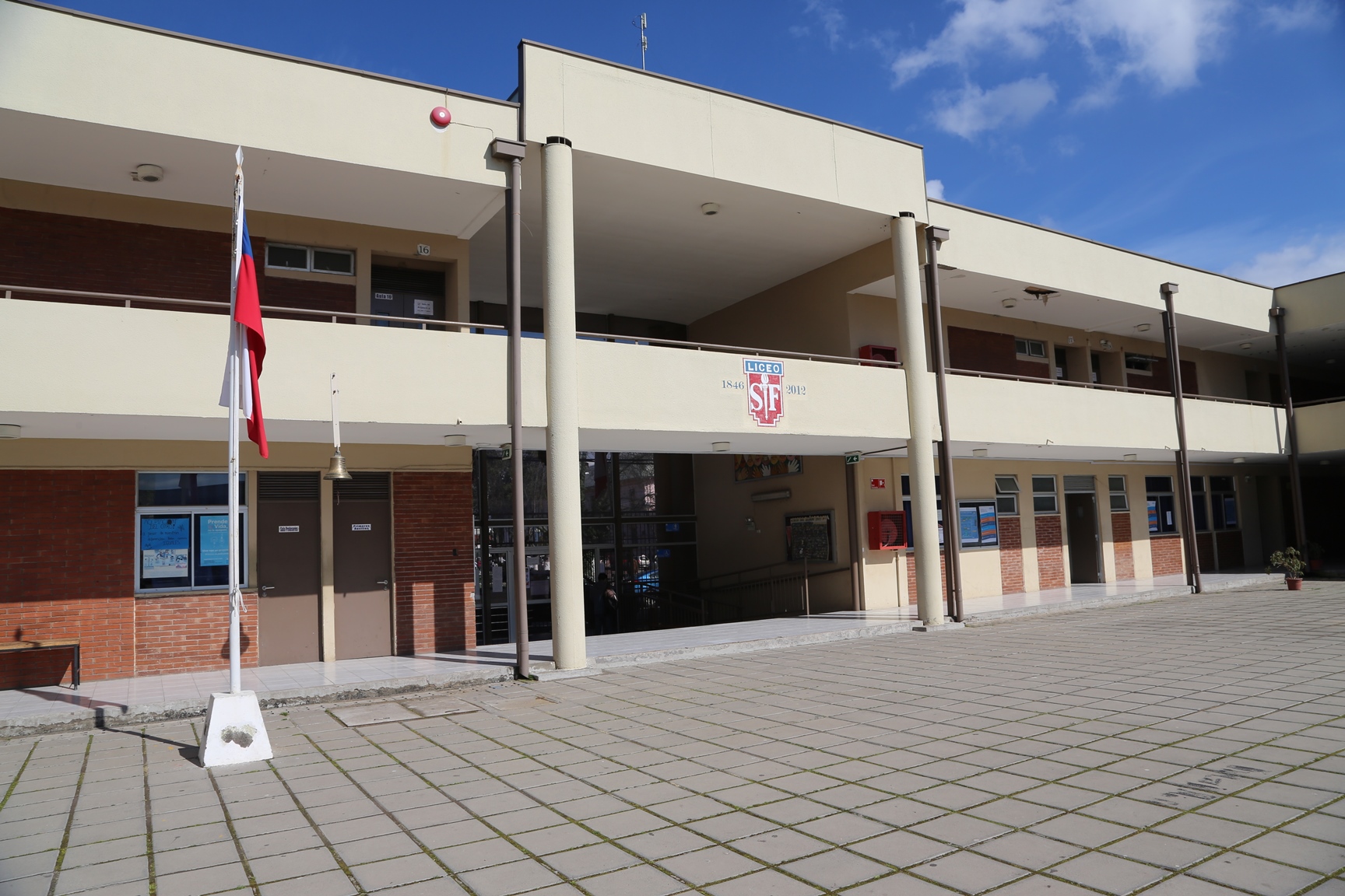 Liceo De Hombres Neandro Schilling