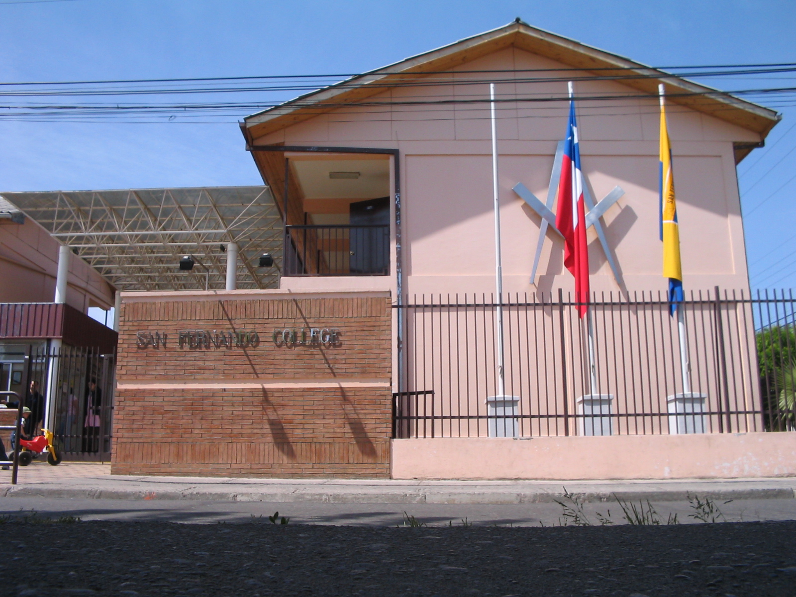 San Fernando College