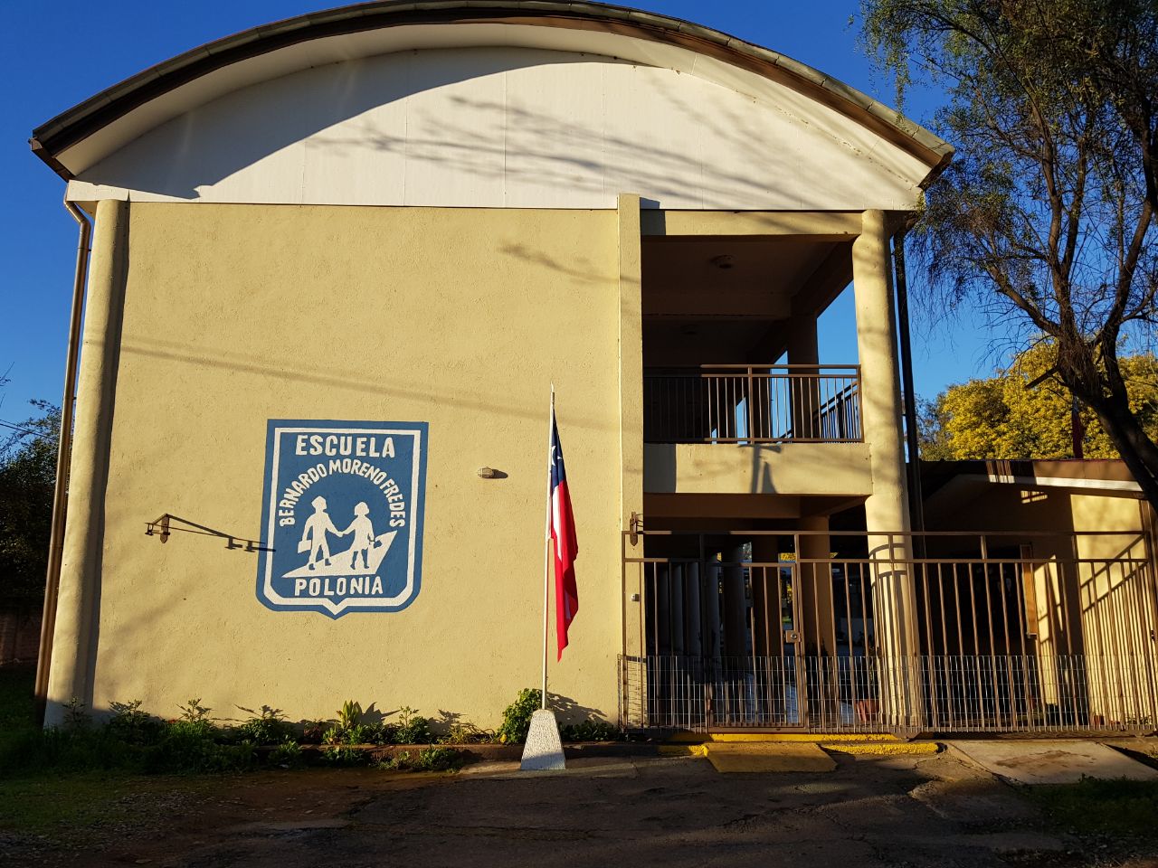 Escuela Bernardo Moreno Fredes