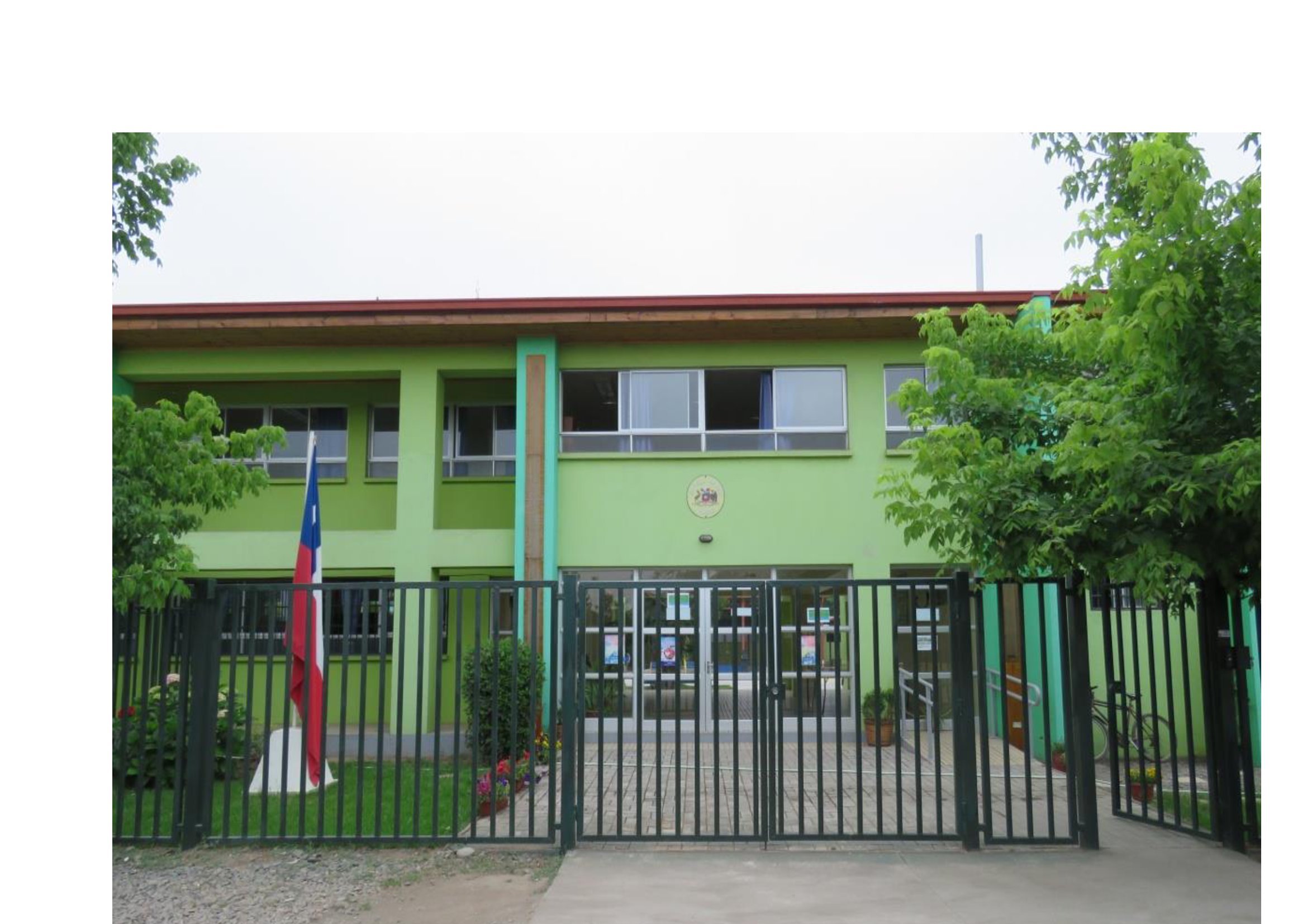 Escuela Municipal F449 Peor Es Nada