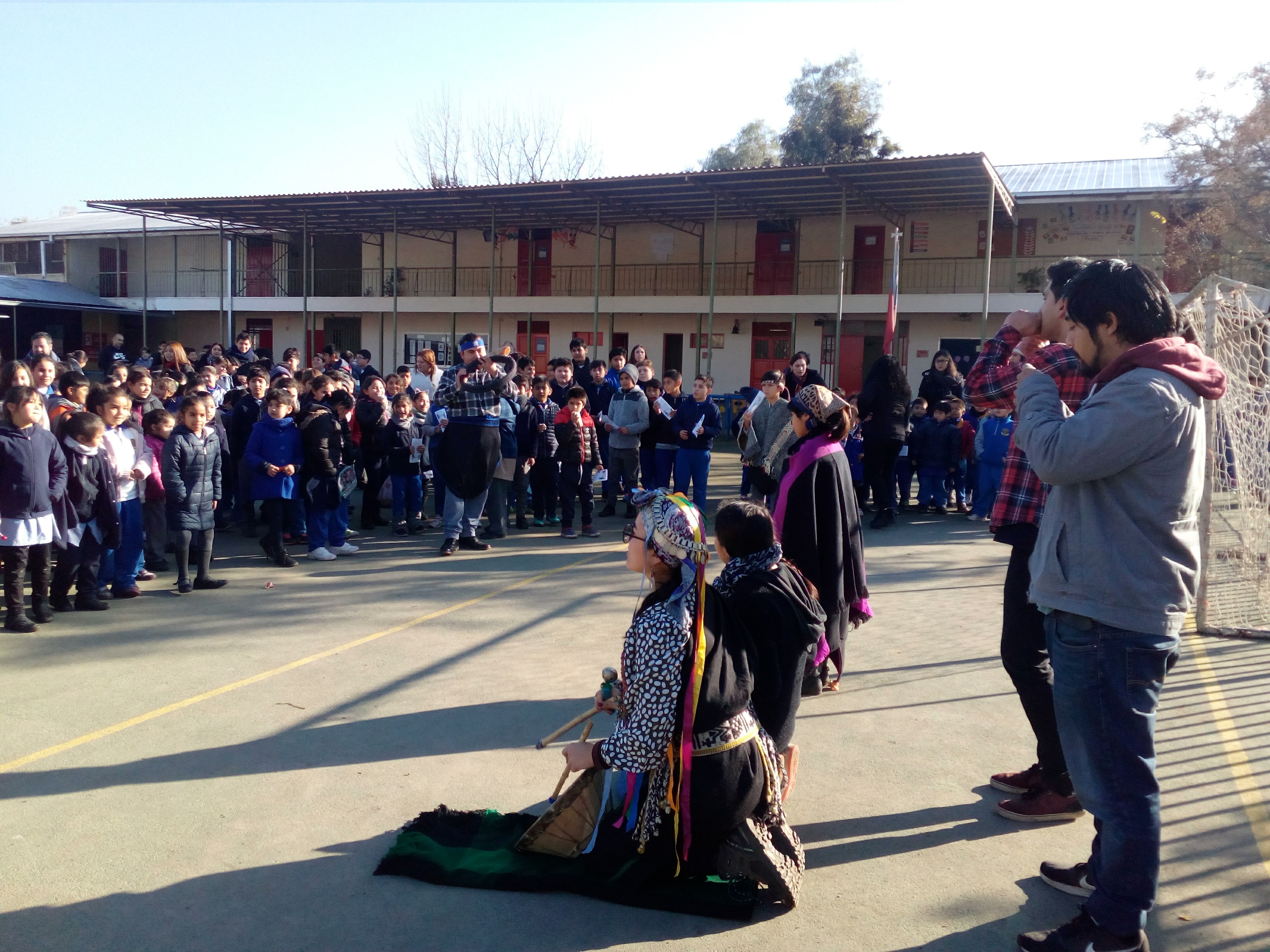 Escuela Intercultural Kallfü Mapu