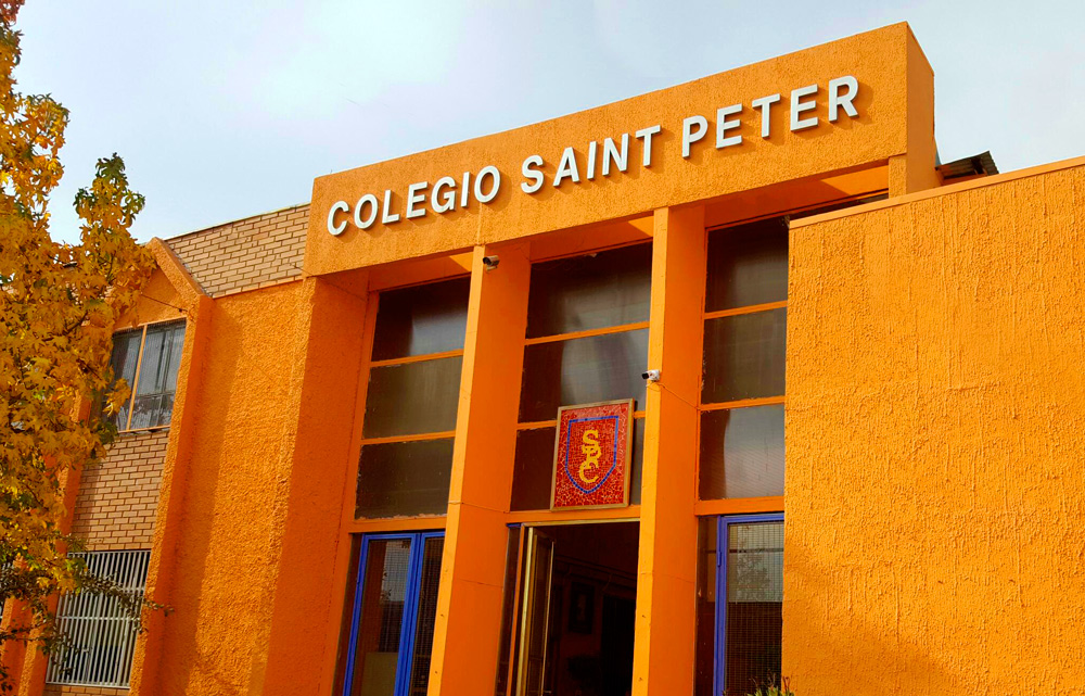 Colegio Polivalente Saint Peter College