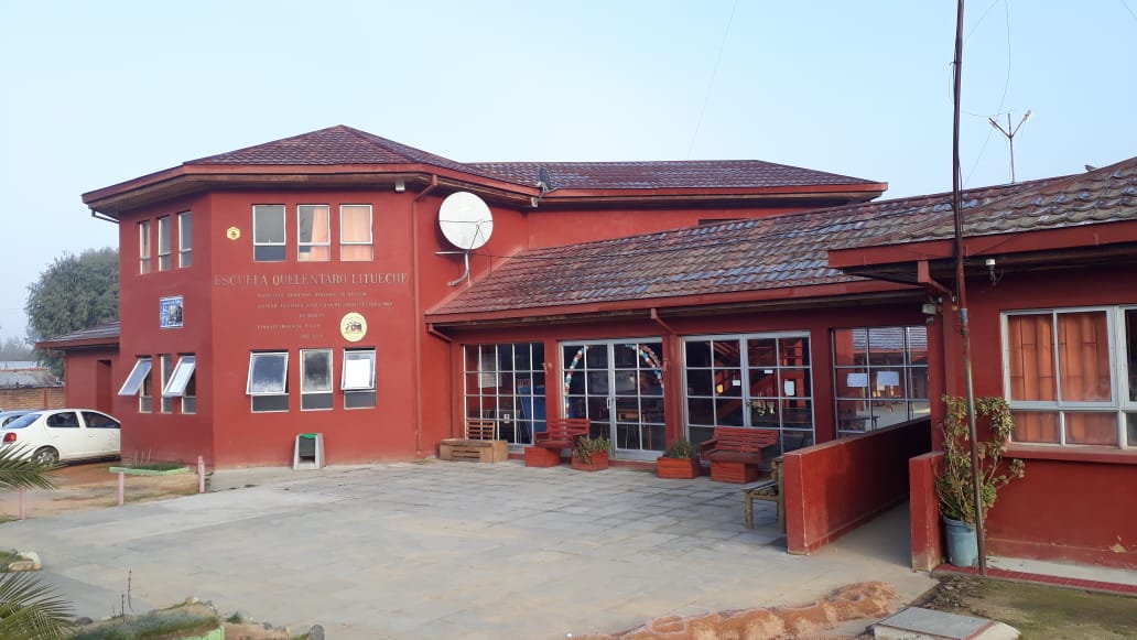 Escuela Municipal Quelentaro