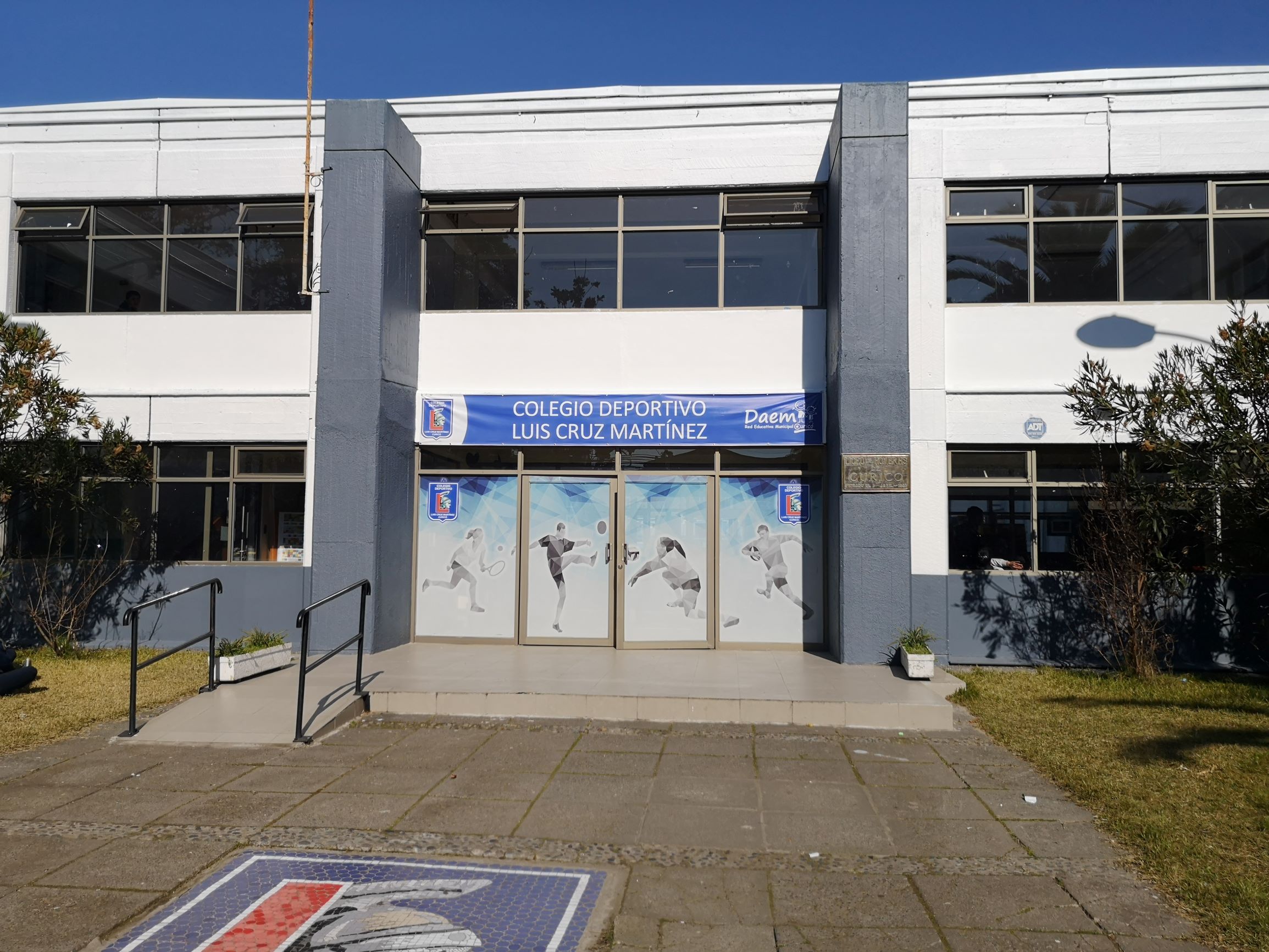 Colegio Deportivo Luis Cruz Martinez