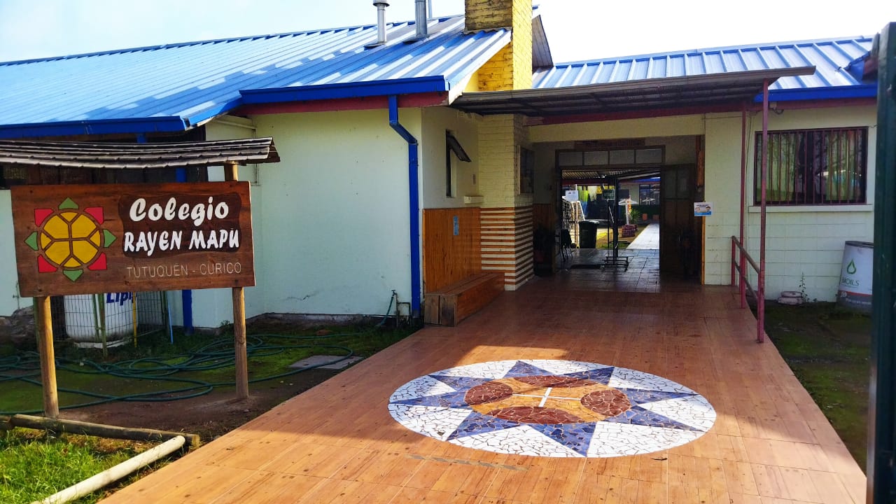 Colegio Multicultural Rayen Mapu
