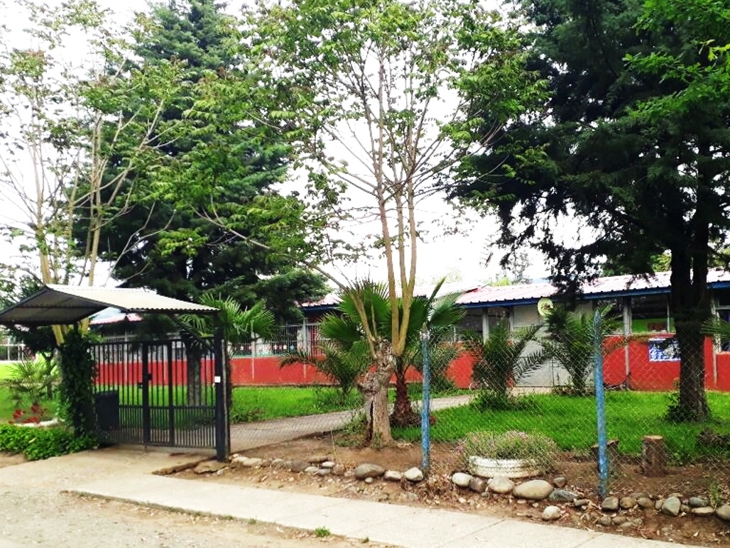 Escuela Leopoldo Guarda Geyntes
