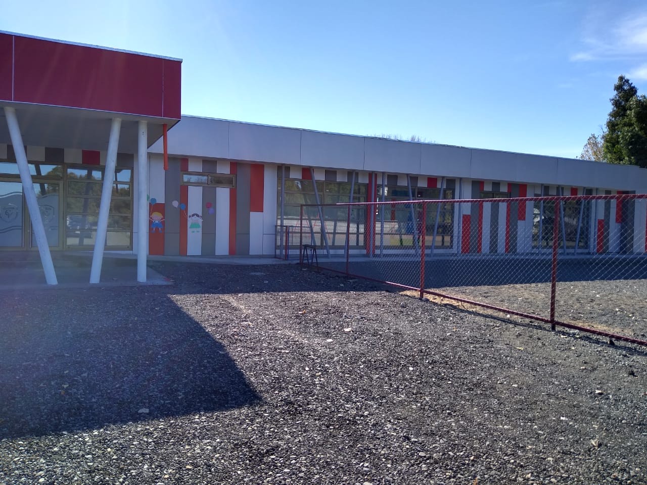 Escuela Especial De Lenguaje Y Colegio Básico Cumbres Del Valle College