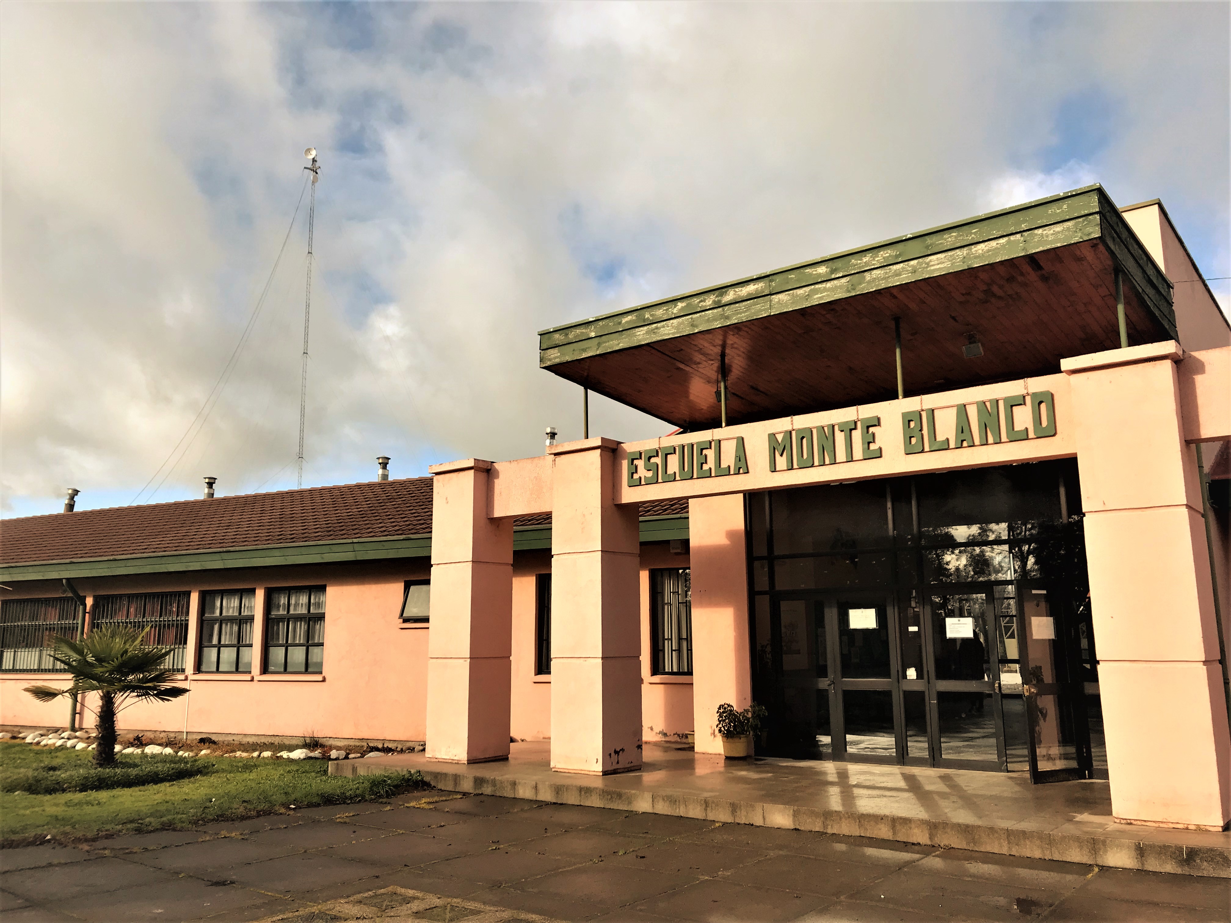 Escuela Monte Blanco