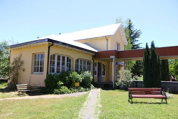 Escuela Basica Niblinto