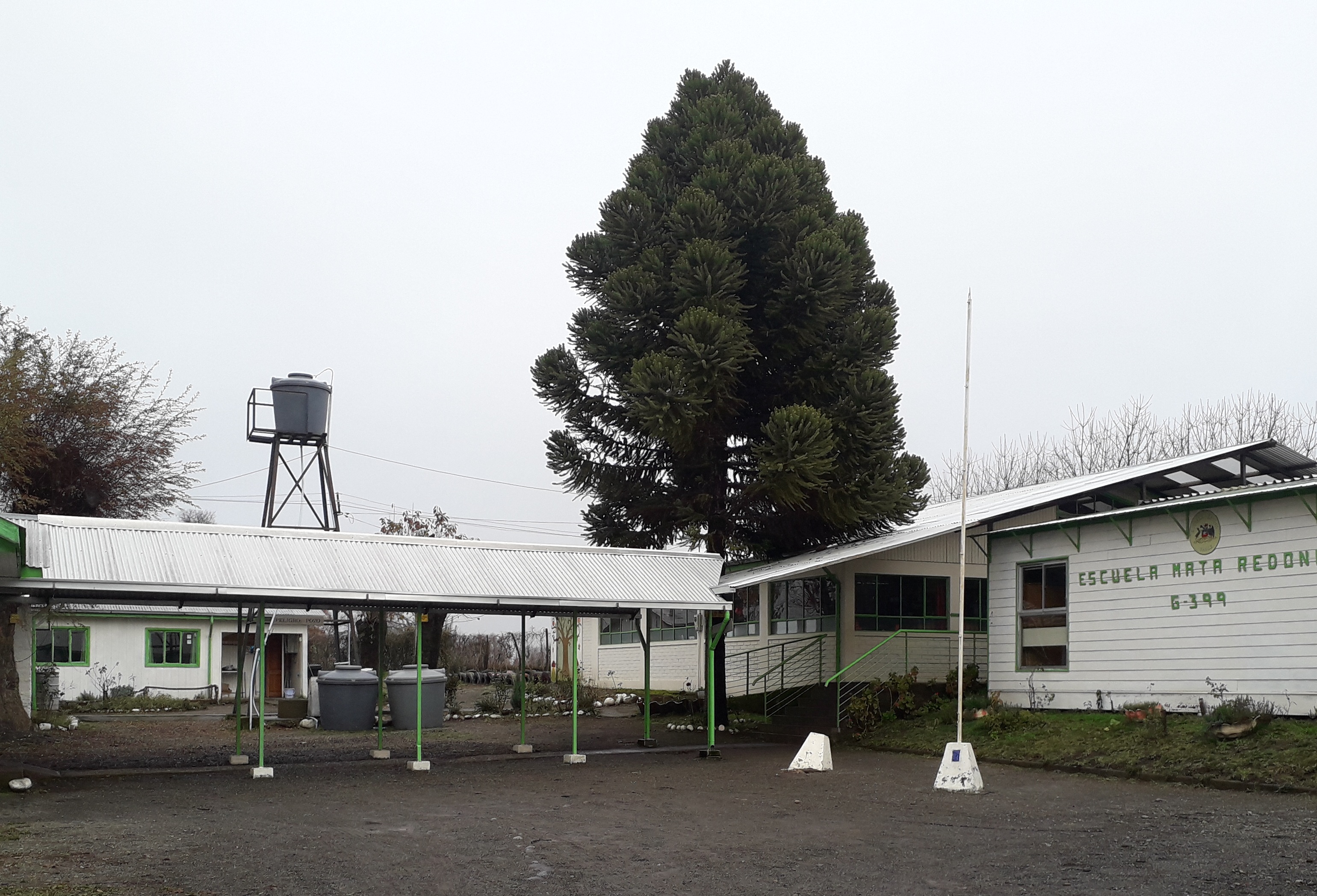 Escuela Mata Redonda