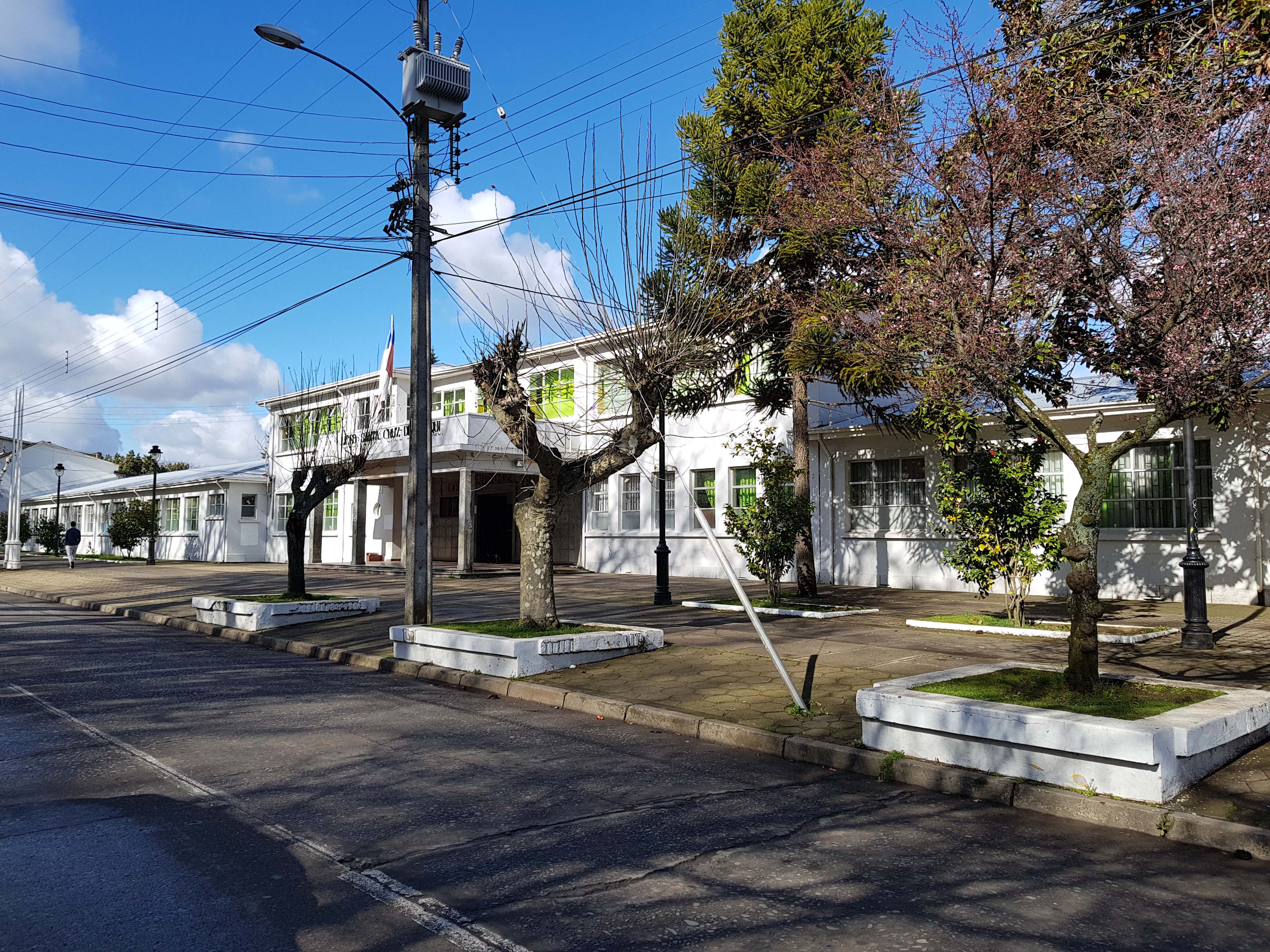 Liceo Bicentenario Santa Cruz De Larqui