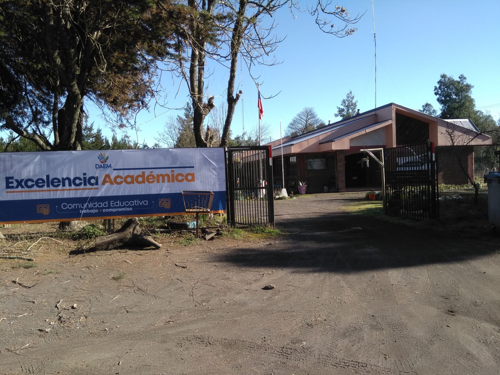 Escuela Basica Los Molinos