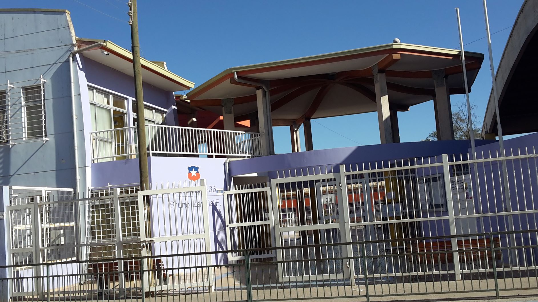 Escuela Bruno Zavala Fredes