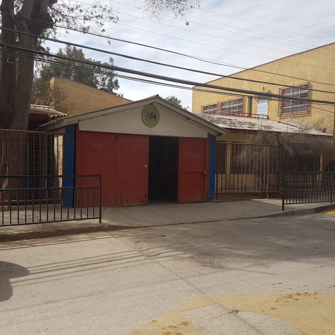 Escuela Luis Cruz Martínez