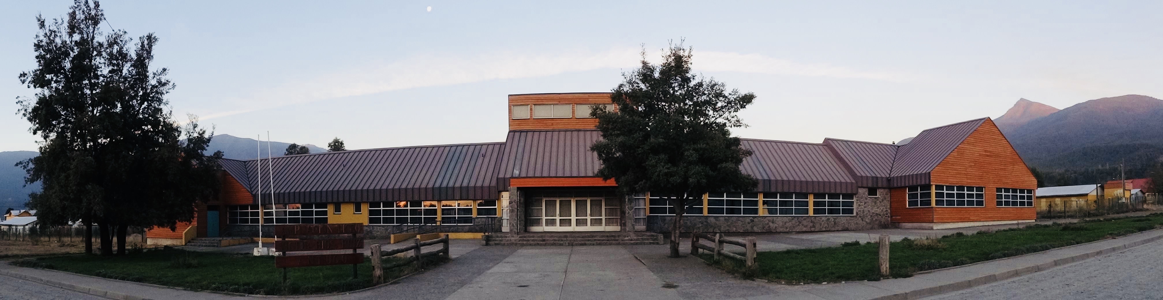 Liceo Doctor Víctor Ríos Ruiz