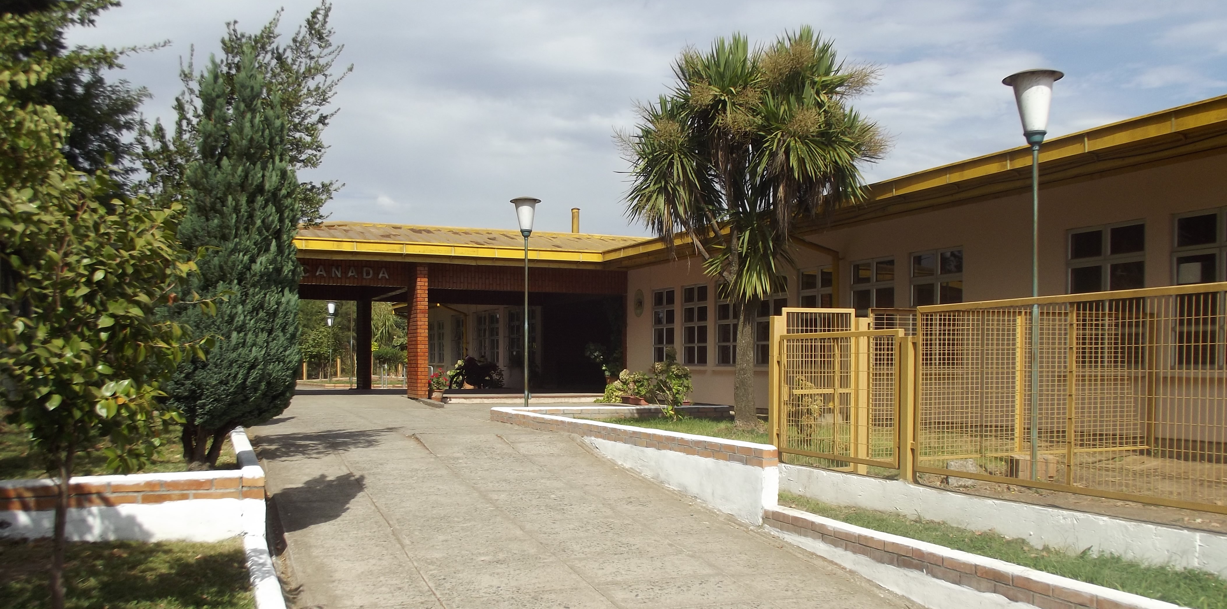 Escuela Canada