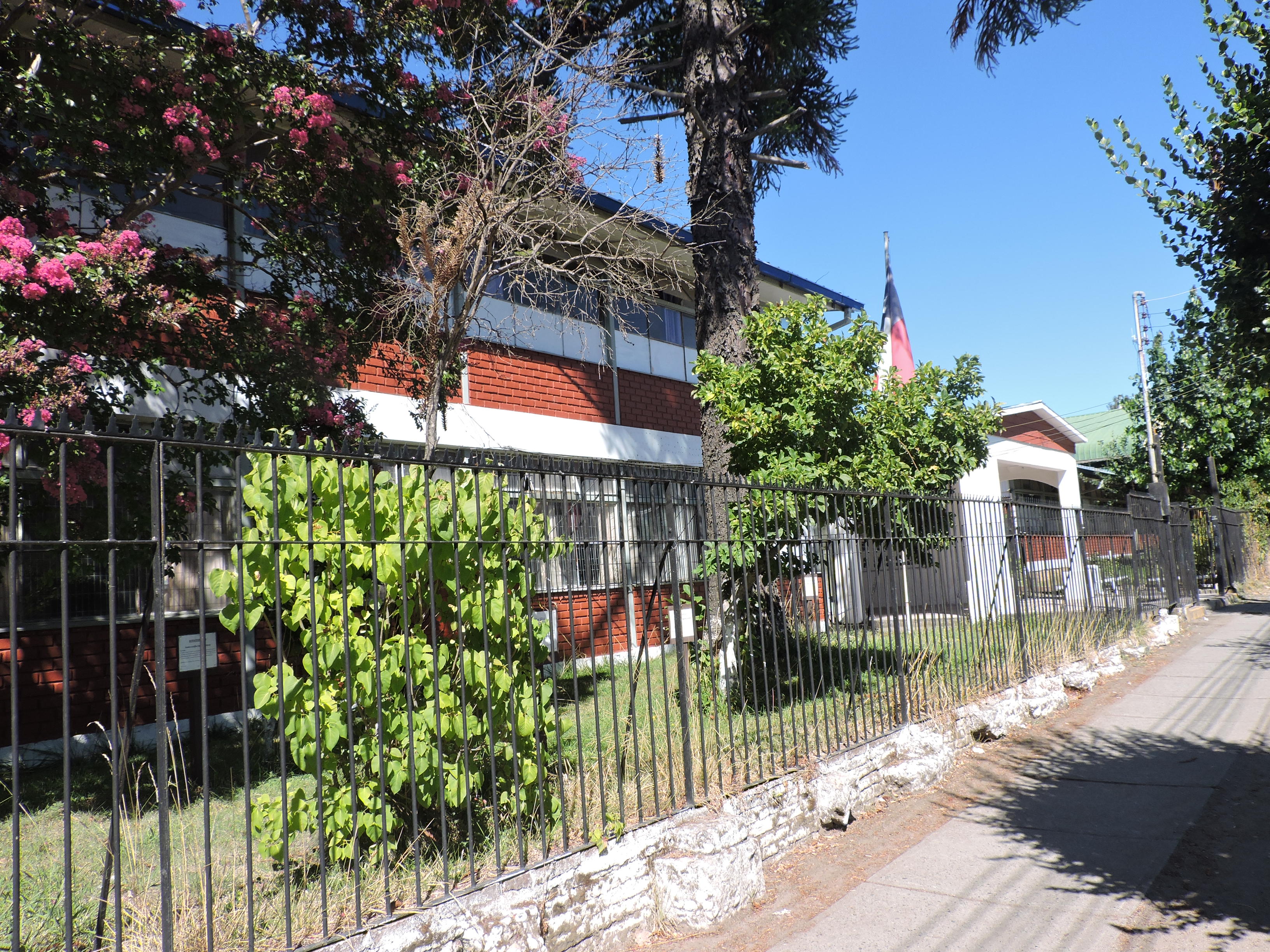 Liceo Padre Luis Alberto Saldes Irarrazabal