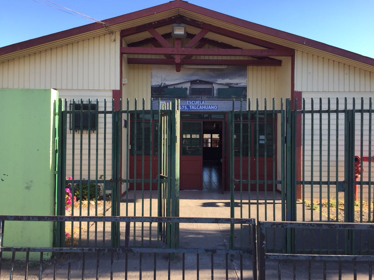 Escuela D N° 475