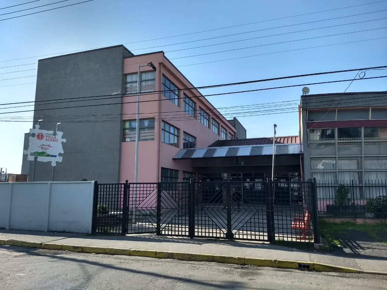 Colegio Basico Villa Acero