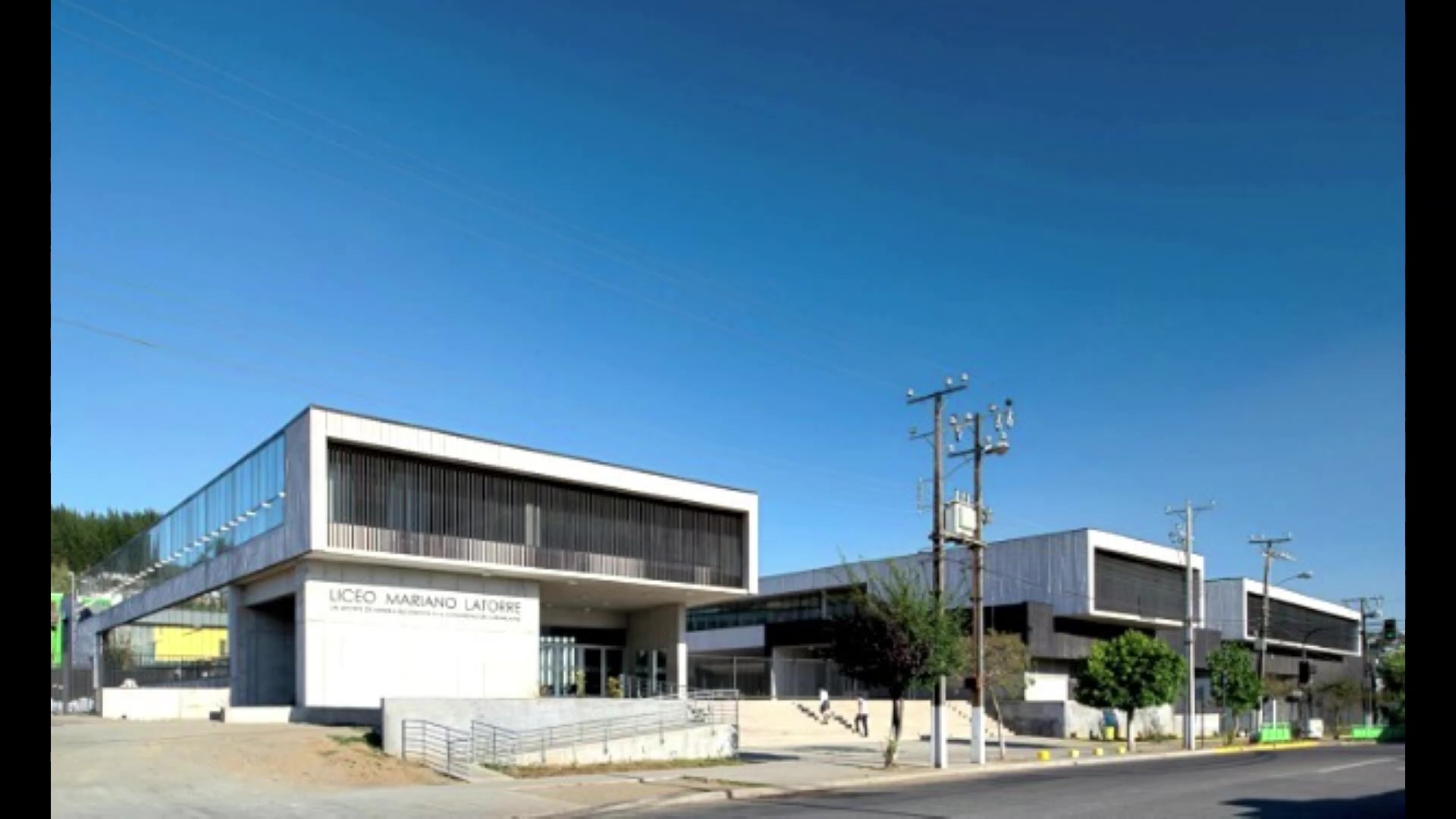 Liceo Polivalente Mariano Latorre
