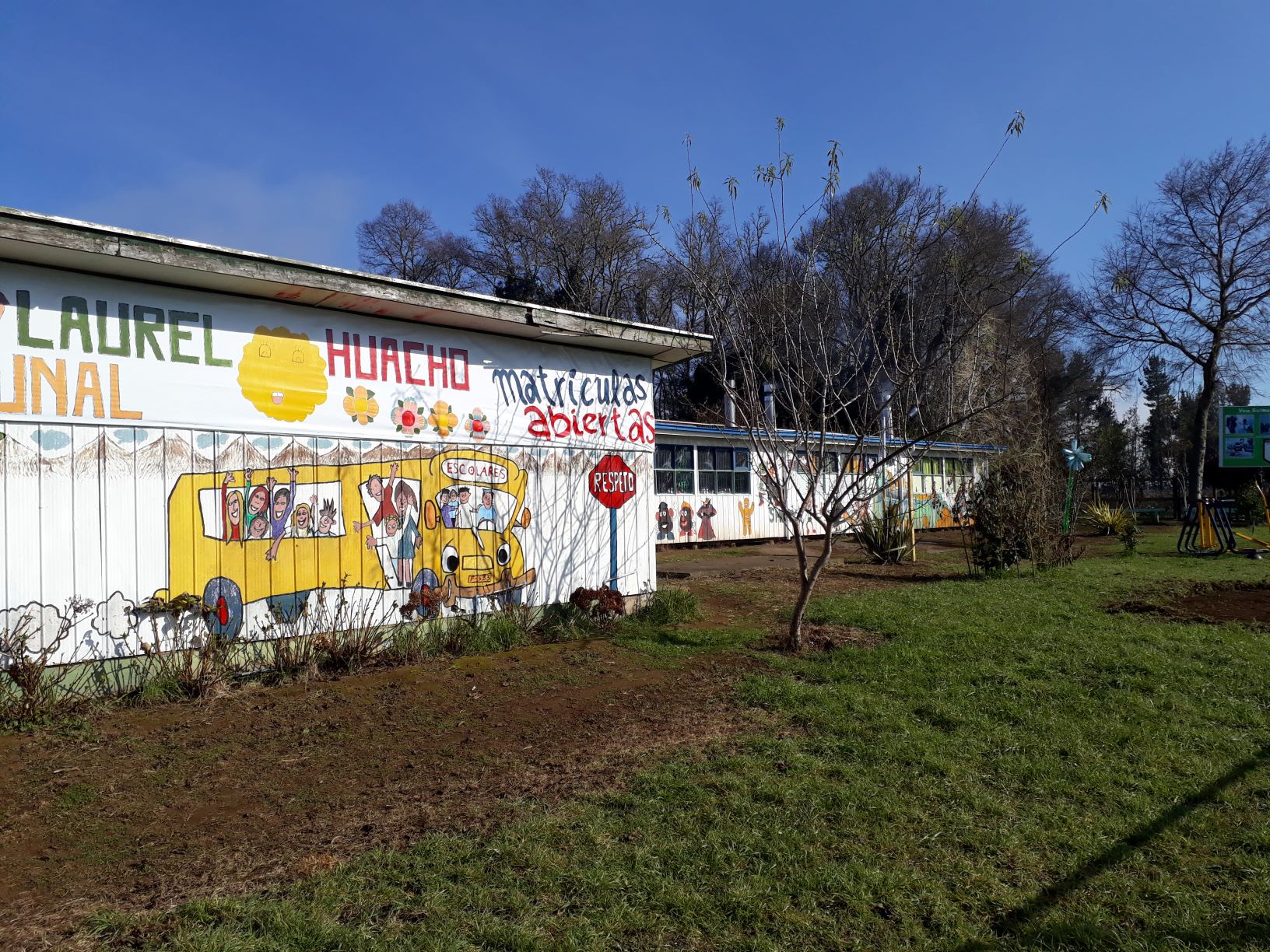 Escuela Laurel Huacho