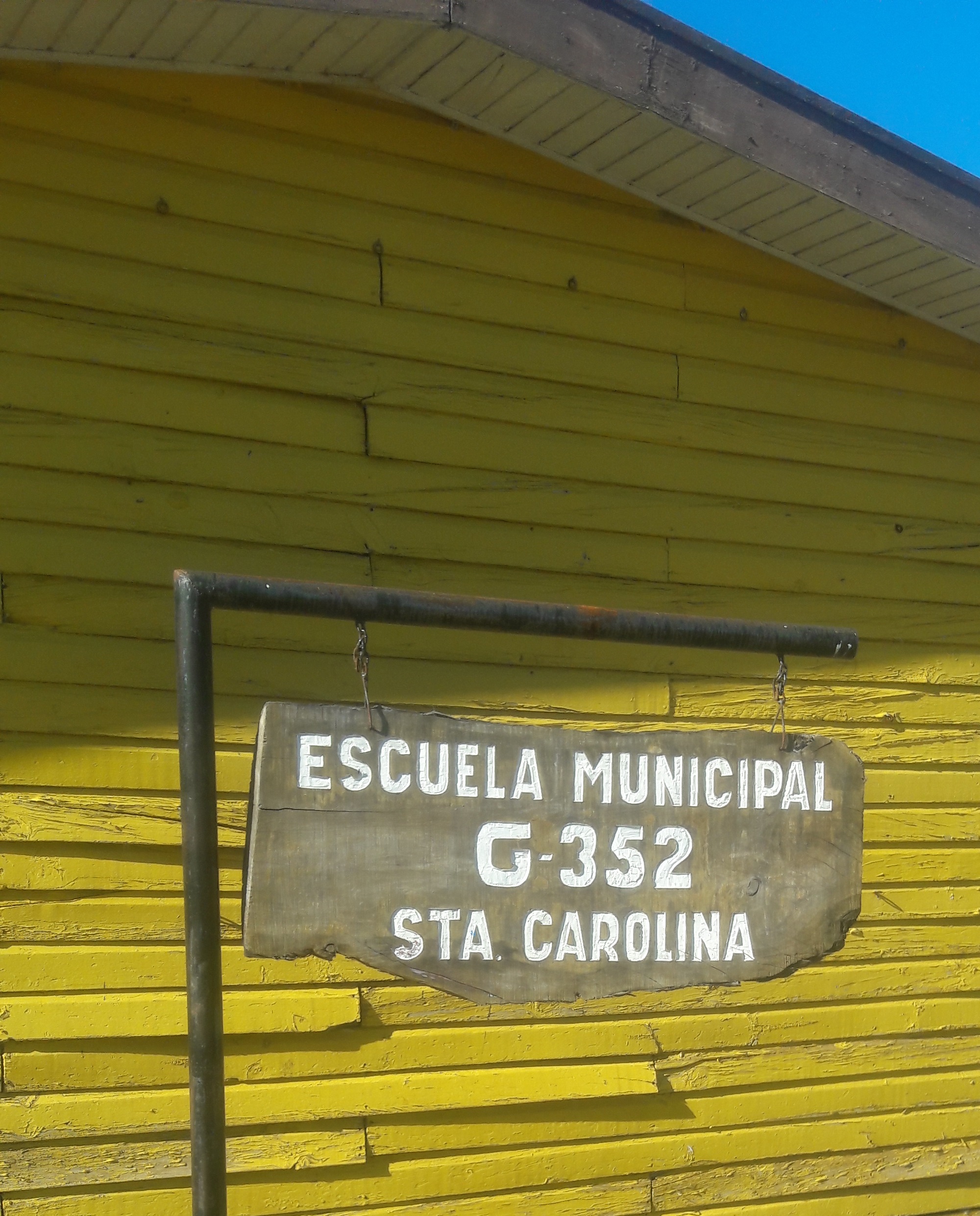 Esc. Basica Santa Carolina