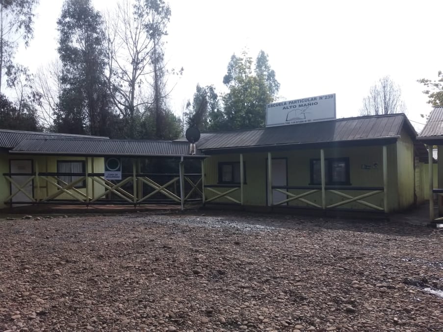Escuela Particular Alto Manio