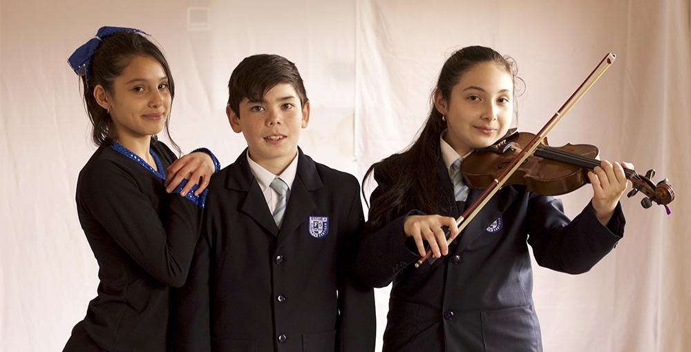 Escuela Fernando Santivan