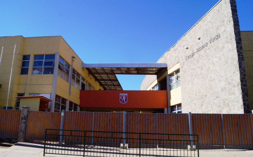 Liceo Bicentenario De Excelencia Colegio Antonio Varas