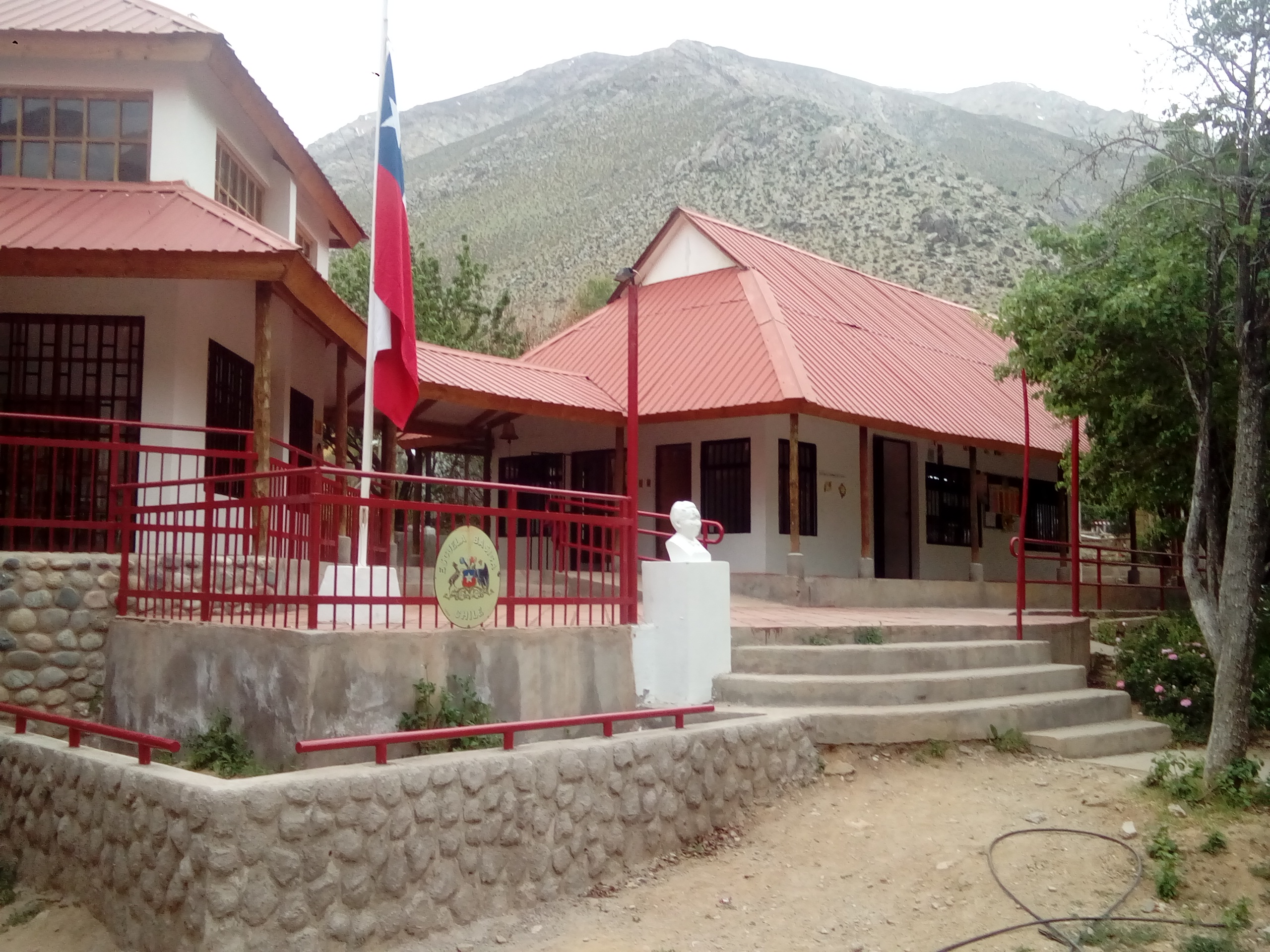 Escuela Maria Isabel Peralta P.