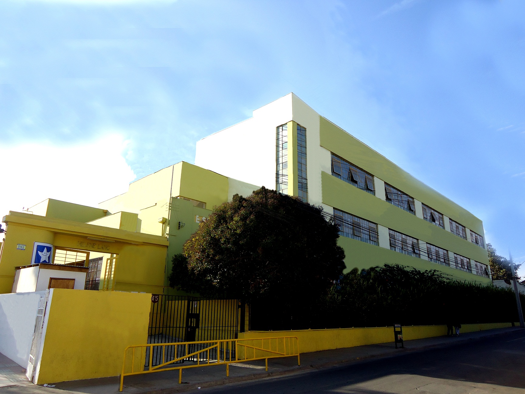 Escuela Basica Helene Lang